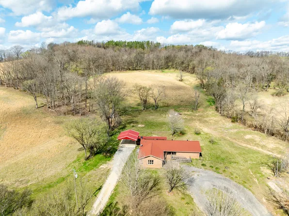4058 Old State Rd House & 12.85, Hampshire, TN 38461