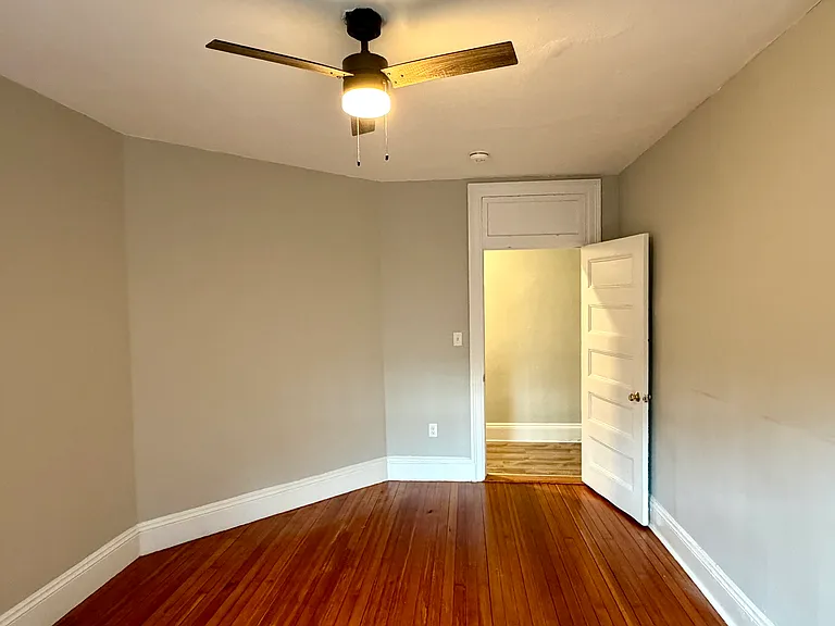 116 Winthrop Rd #2 — Photo 8
