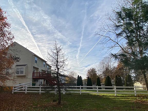 2nd image of 600 Heatherfield Dr