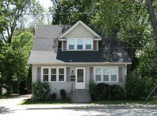 1205 S Webster Ave, Green Bay, WI 54301