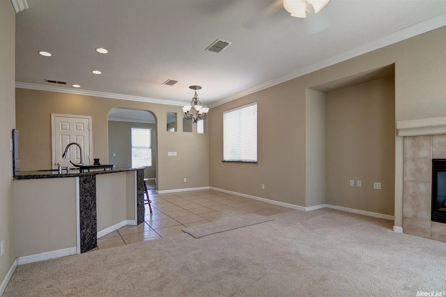 606 Arlingdale Cir photo 1
