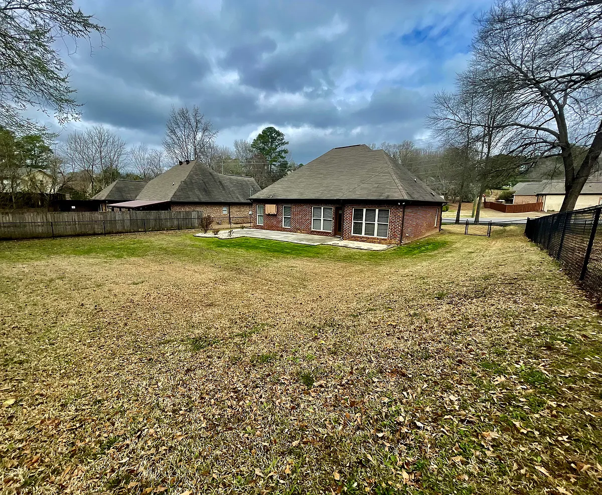 Building Photo - 235 Odum Rd