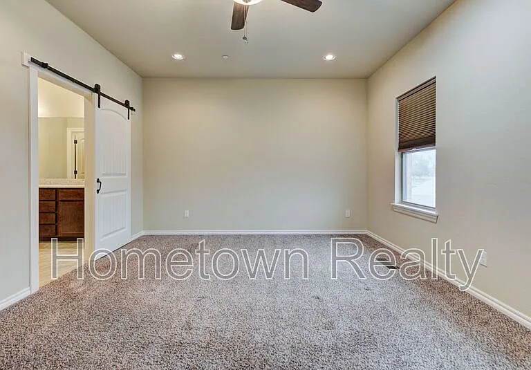 463 S Fretz Ave — Photo 18
