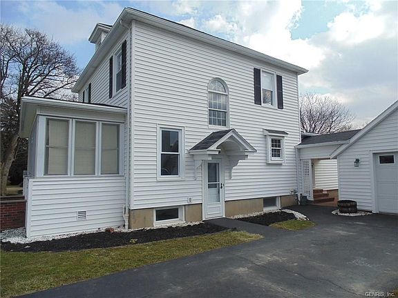 2nd image of 1735 Dixon Ave