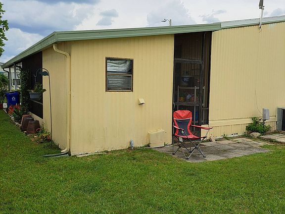 3rd image of 2600 Harden Blvd #153