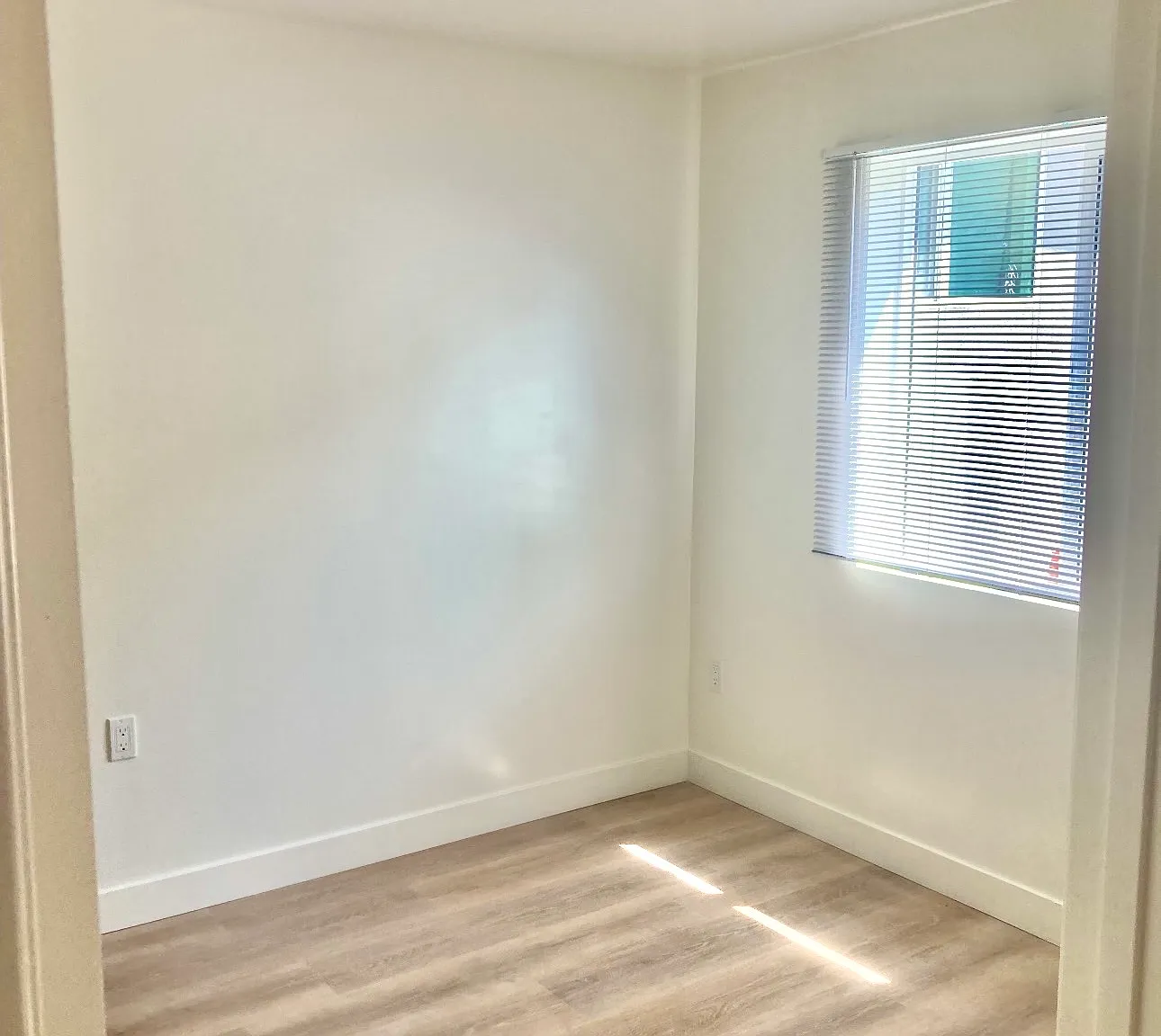 1 bed, 400 sqft, $2,000 — Photo 4