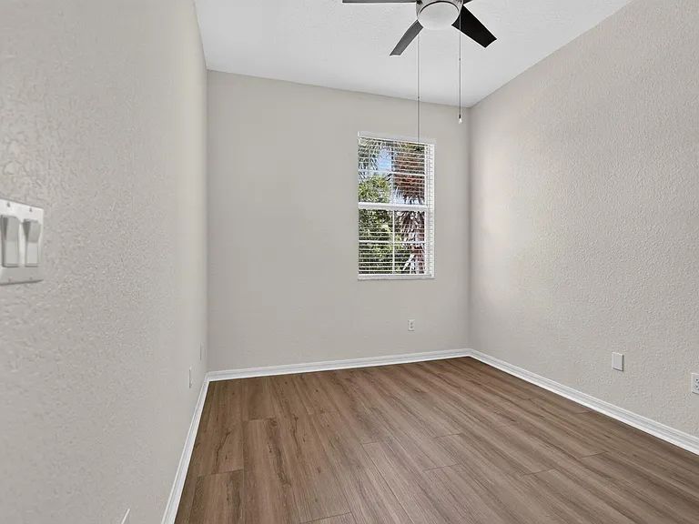 158 W Thatch Palm Cir — Photo 28