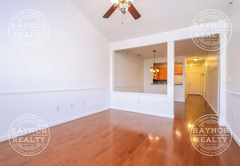 508 Person St #303 — Photo 10