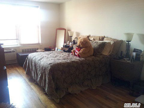 3rd image of 410 E Broadway APT 5U