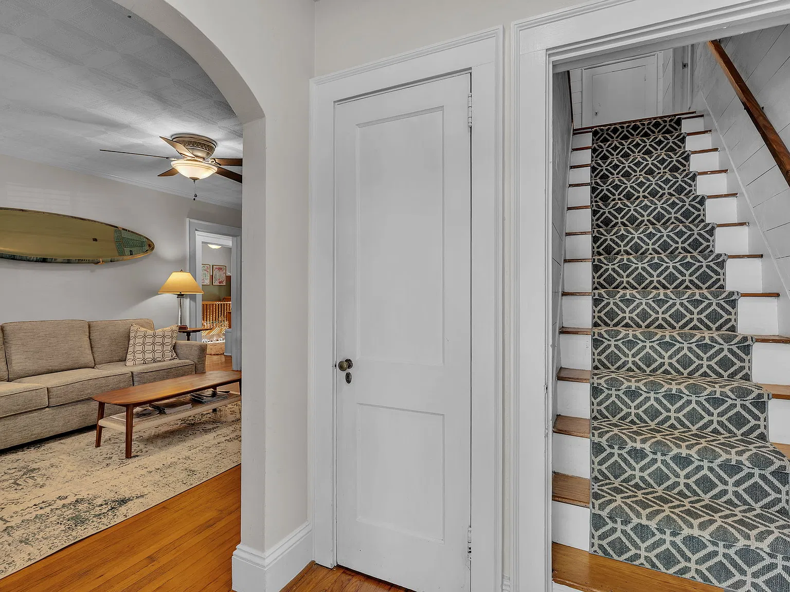 4 bed, 2148 sqft, $3,200 — Photo 3