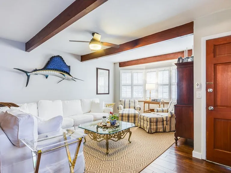 1208 Penny Cir — Photo 4