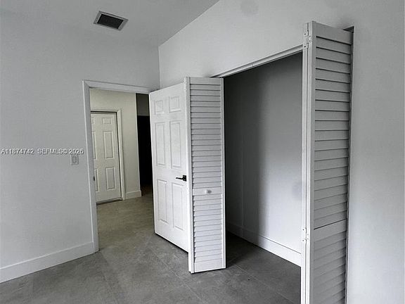 5th image of 2541 NW 9th St