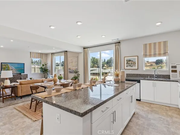 34273 Creek View Ln, Yucaipa, CA 92399