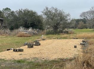 280 Springwood N, Palacios, TX 77465