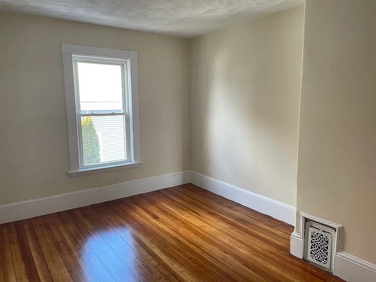 27 Webster Pl #27 — Photo 6