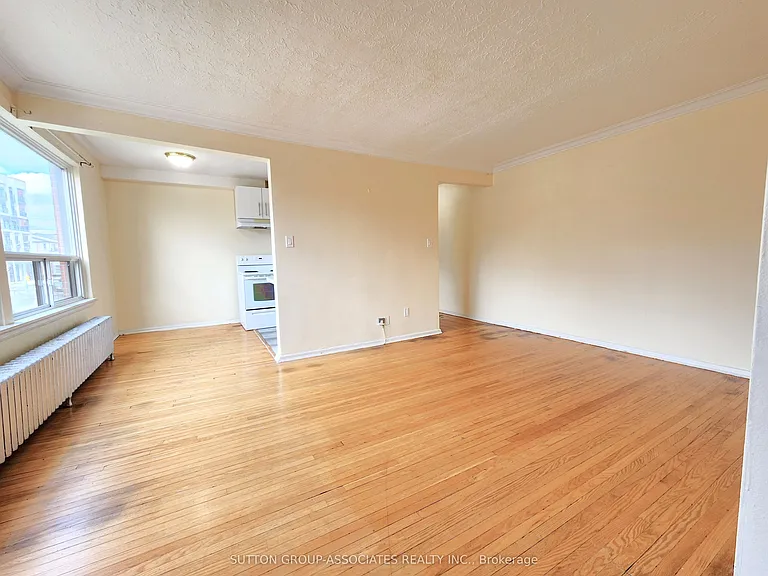 3 Greenbrook Dr #301 — Photo 8