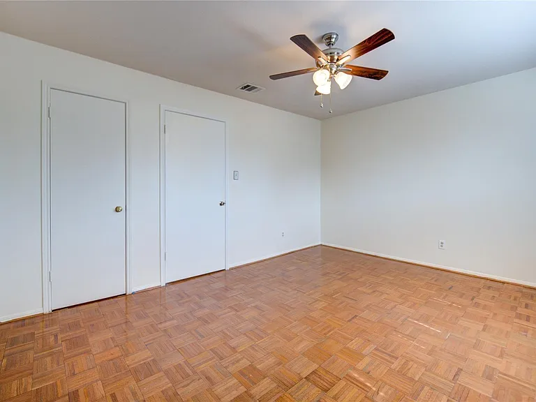 14633 Perthshire Rd — Photo 30