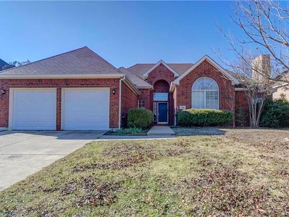104 Sparrow Hawk Dr