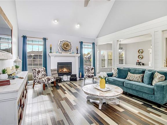 5th image of 2913 NE Marywood Ln