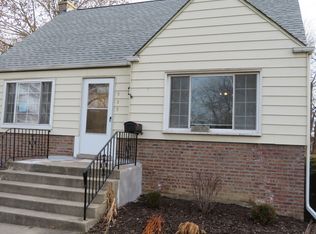 535 Orchard Ct, Des Plaines, IL 60016