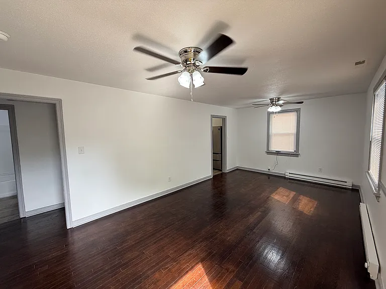4713 Caldwell Ave — Photo 5