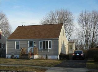 44 Alden Pl, Milford, CT 06460