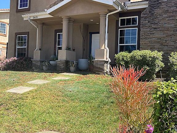 4th image of 3631 E Temple Way