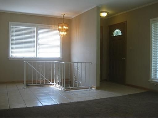 3rd image of 645 E Lincoln Ave