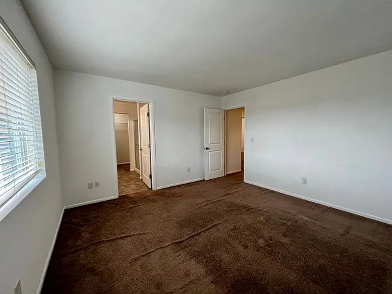 2403 Ridge Gate Ln SW — Photo 16