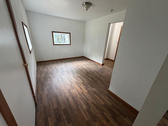3rd image of 2064 N Grace Ave