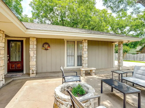 6406 Georgiana Ct, Granbury, TX 76049