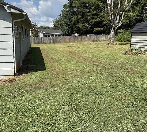 3rd image of 232 Meadow Ln