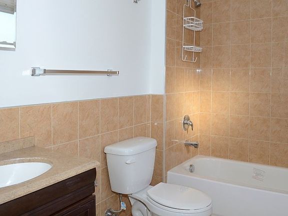 5th image of 101 2nd St #2