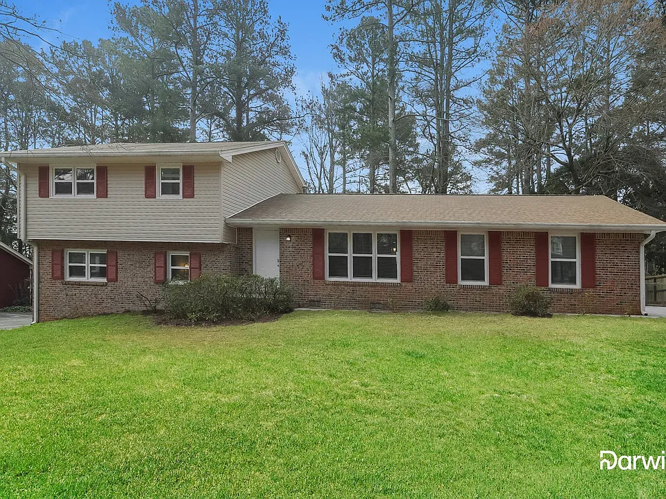 2623 Ashworth Cir