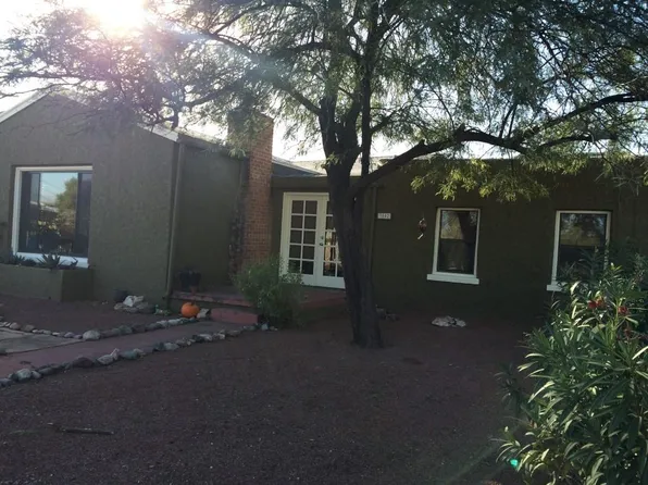 3502 E Willard St, Tucson, AZ 85716