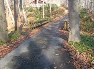 295 Gulph Creek Rd, Wayne, PA 19087