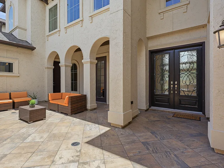 11218 Oudney Ct — Photo 3