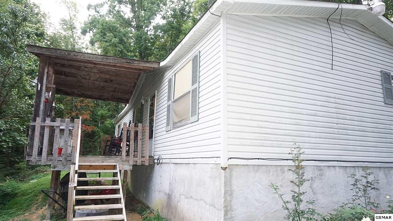 2025 Mountain Spring Way, Sevierville, TN 37876 Zillow