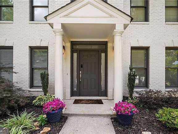 2nd image of 1150 Timberline Pl