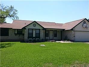 1st image of 105 Parkway Dr