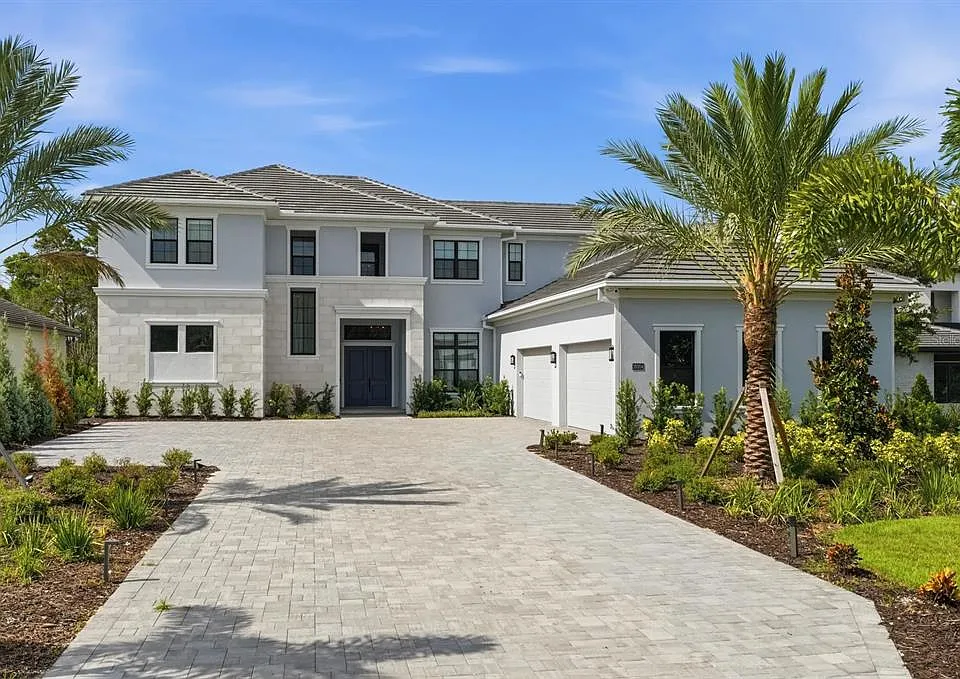 16004 Pendio Dr