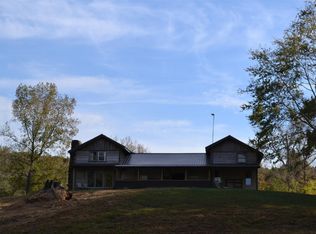 22 Woodvine Ln, Waverly, TN 37185