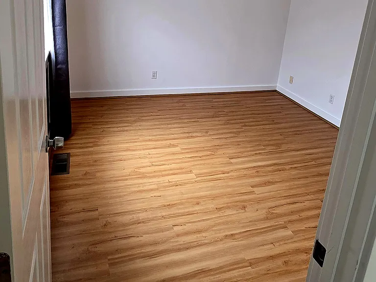 Main Floor BR3
