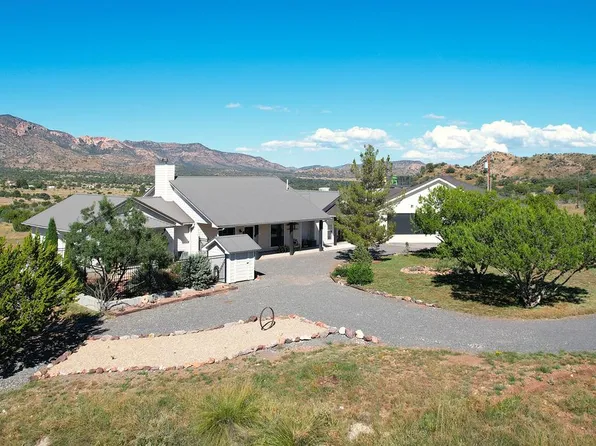 119 Silver Hill Dr, Fort Davis, TX 79734