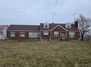 872 N Sulphur Springs Rd, West Alexandria, OH 45381
