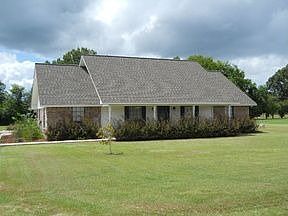 1st image of 130 Magnolia Ests