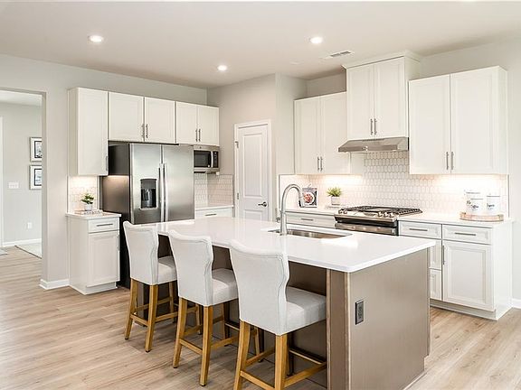 4th image of 115 Oystermans Way