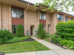 810 Stonybrook Dr, Norristown, PA 19403
