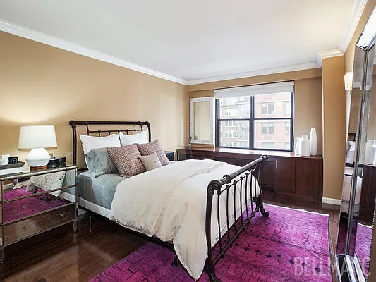 Sold by Bellmarc Realty | media 5