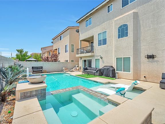 3rd image of 10850 Meridian Mills Rd